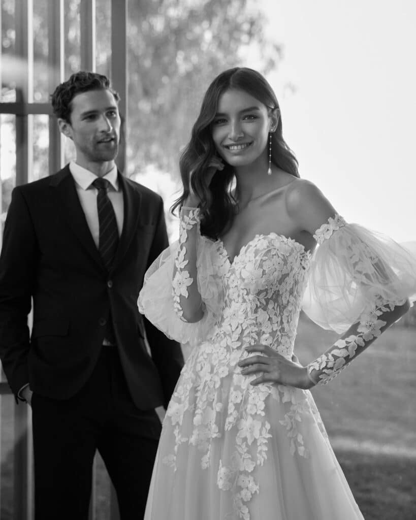 Anprobe mit Champagner — Bridals by Diana