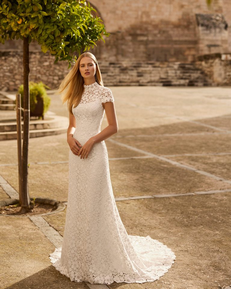 Luna — Fließend Brautkleid bei Bridals by Diana Erfurt