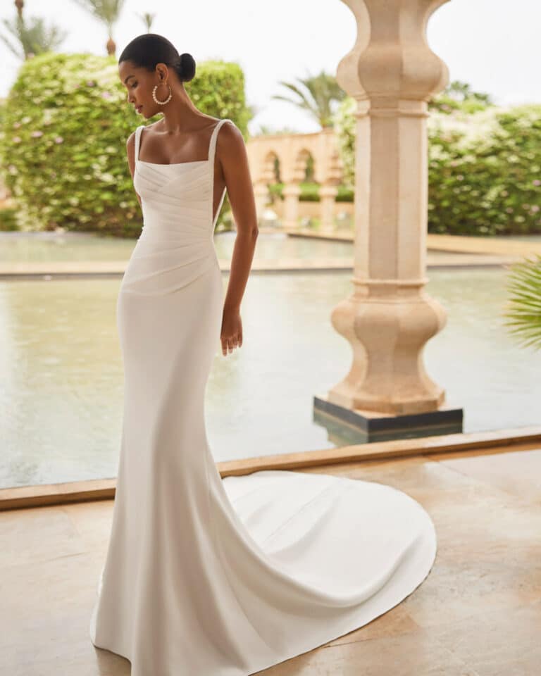 ODEN — Minimalistisch Brautkleid bei Bridals by Diana Erfurt